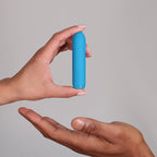Bulletvibrator i silikon – kompakt med punktstimulering (Ljusblå)