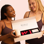 Vibrator Je Joue – ergonomisk och uppladdningsbar – Presentbox Par Knipkulor